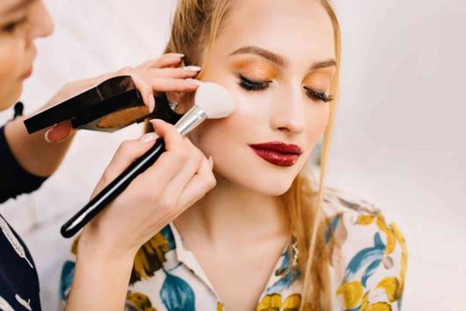 Cara Membersihkan Makeup Secara Benar