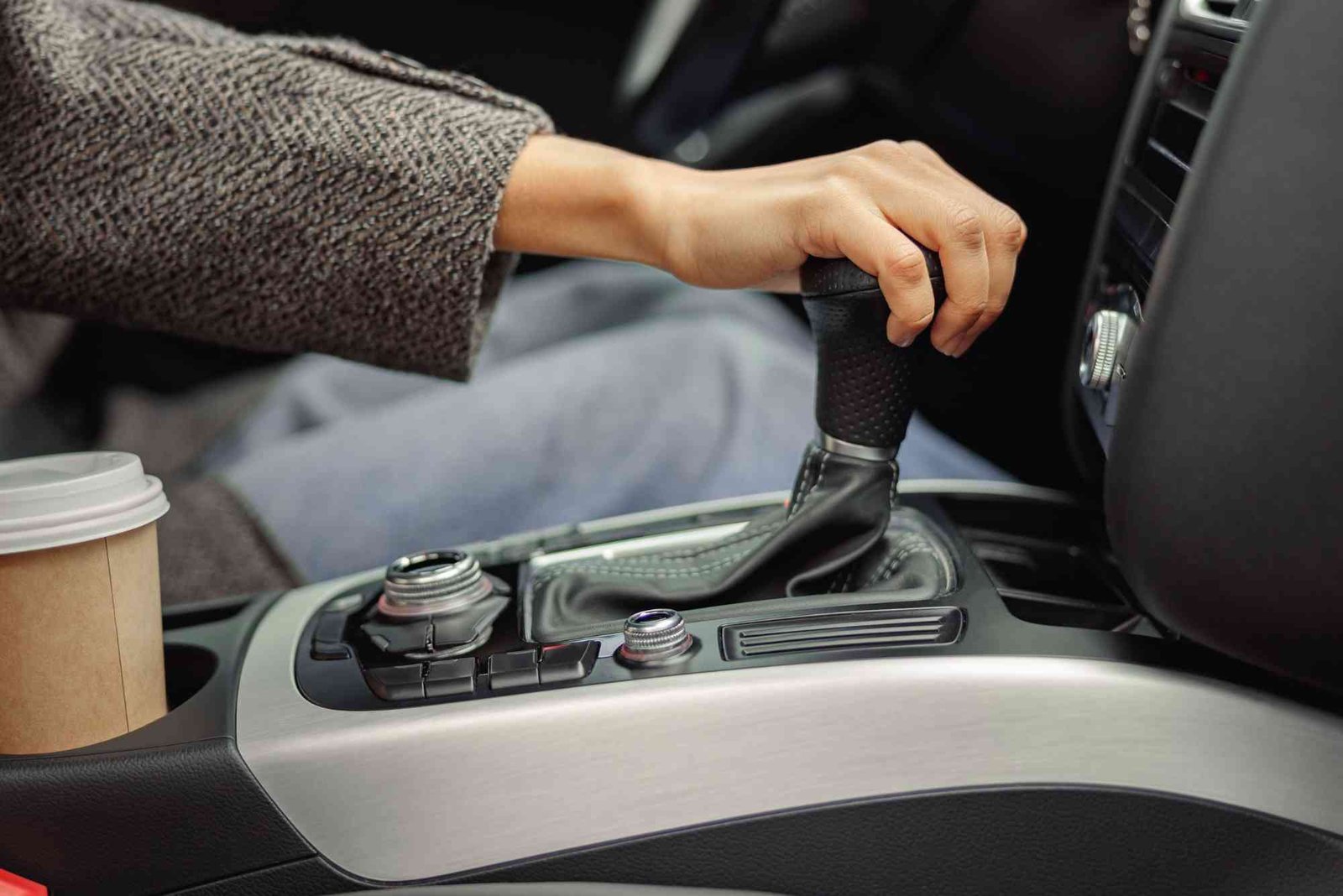 Perbedaan CVT dan AT: Mana yang Lebih Cocok untuk Harian?