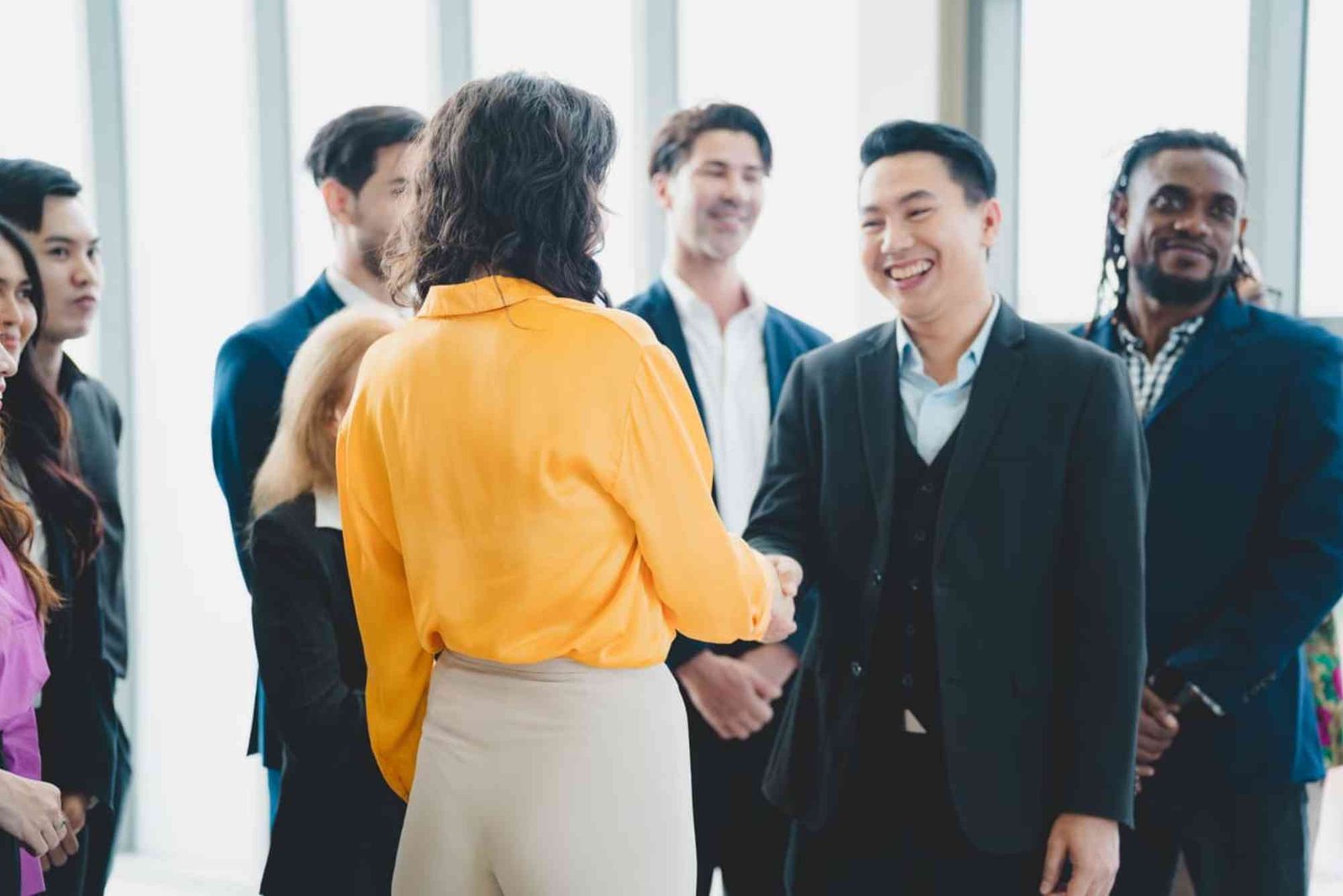 Cara Membangun Relasi Bisnis yang Profesional